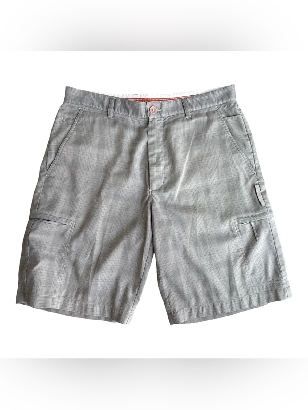 Greg Norman Tasso Ella Men's Lightweight Gray Plaid Cargo Golf Shorts